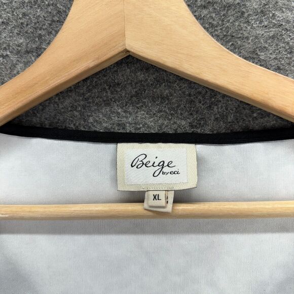 Beige Blouse Women XL Black Geometric Short Sleeve Round Neck Pullover Casual - Picture 3 of 8